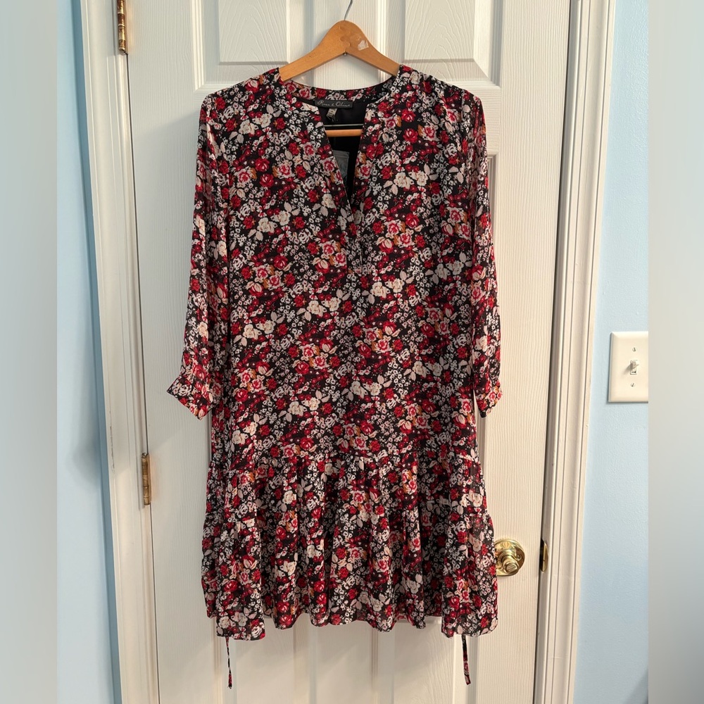 NWT Rose & Olive Red and Black Floral Dress in M with 3/4 sleeves, black lining